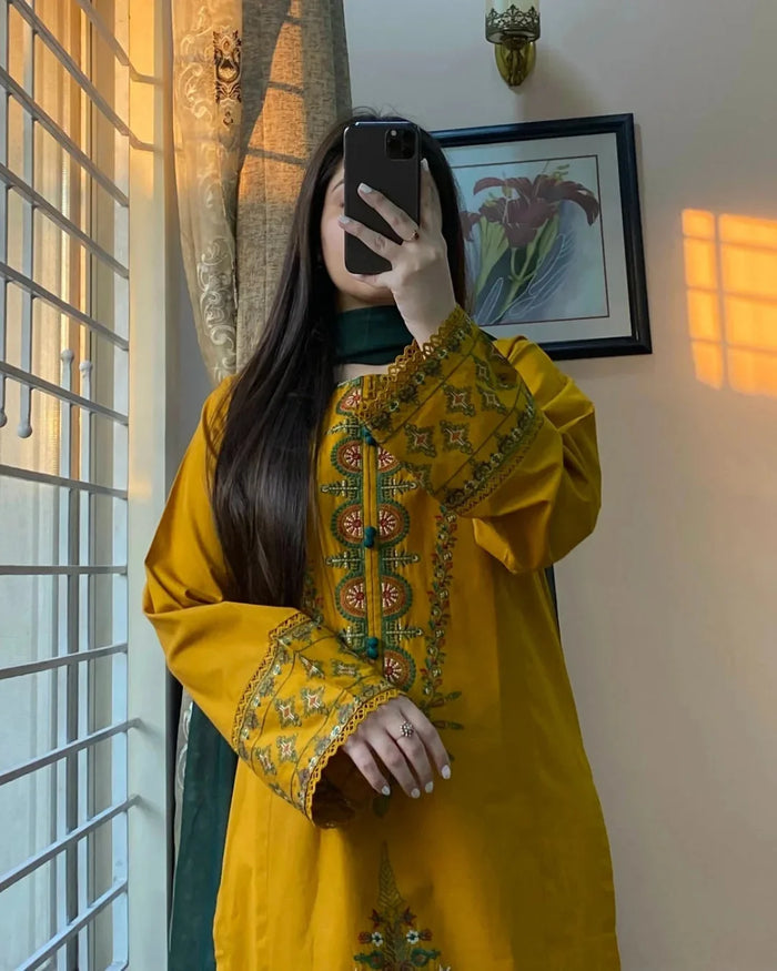 Zuni Mustard 3Pc_ Gulnaar