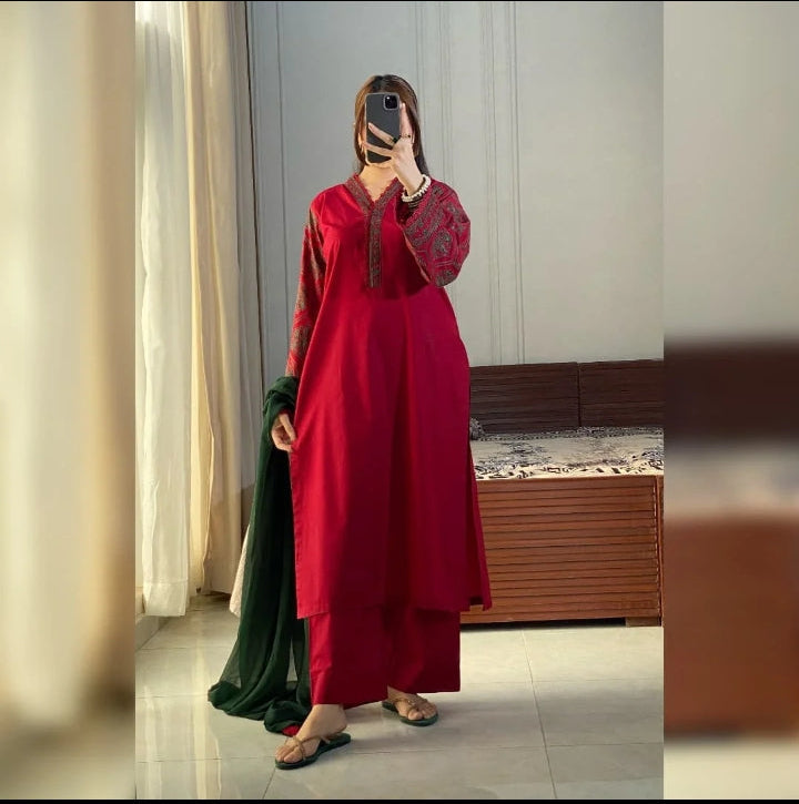 Crimson Allure 3PC _ Gulnaar