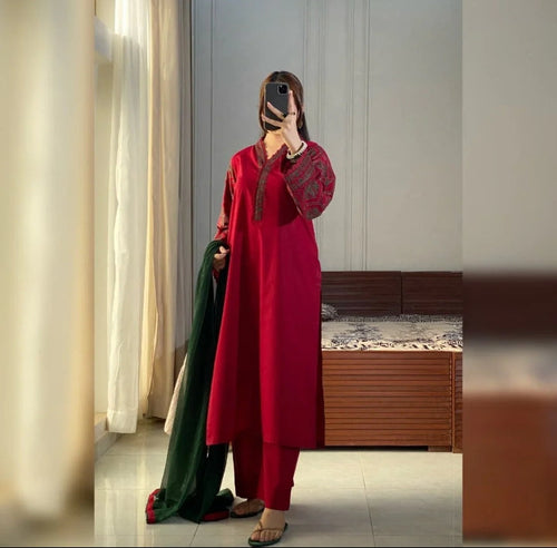 Crimson Allure 3PC _ Gulnaar
